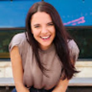 Meet your Posher, Ella